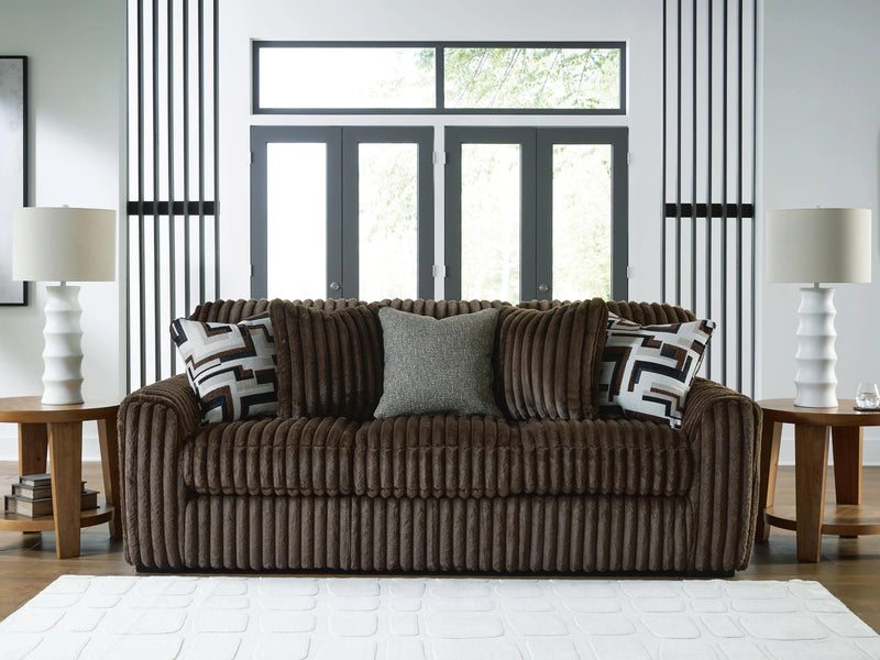 Midnight-Madness Sofa