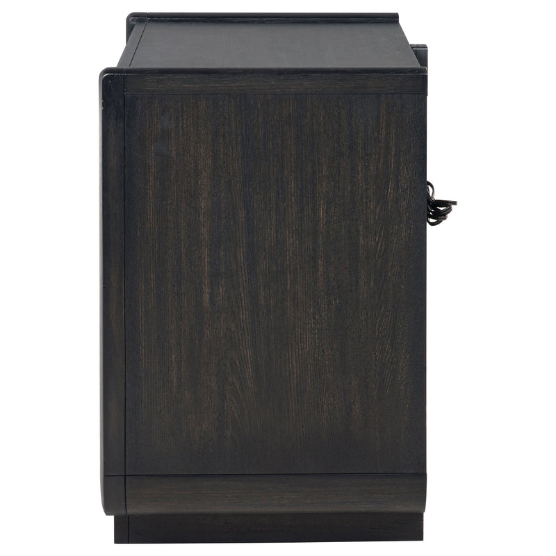 Leandro Nightstand