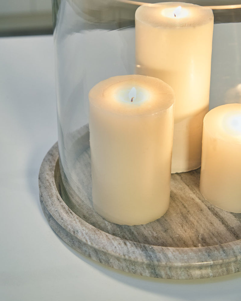 Saskia Candle Holder
