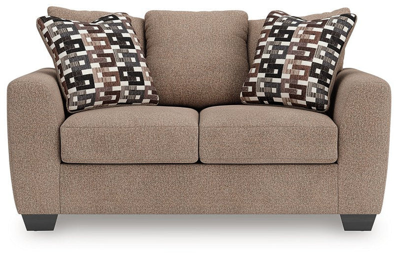 Triston-Peaks Loveseat